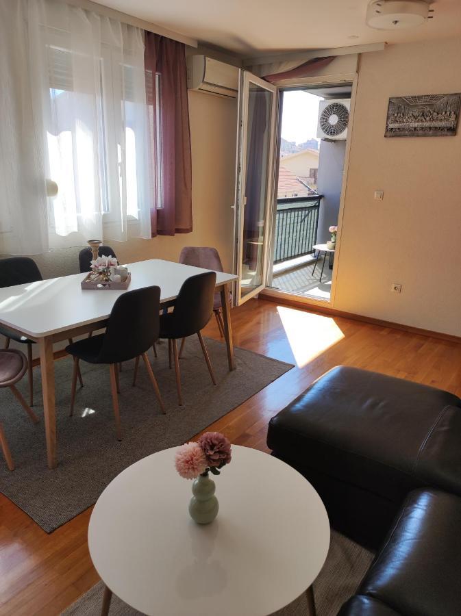 Private Noemi Apartment *